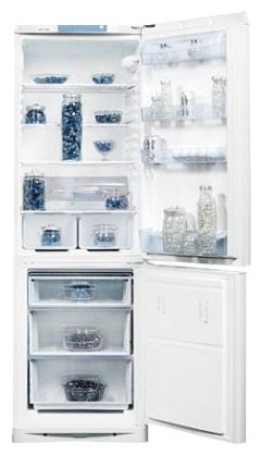 Холодильник Indesit BEA 18 - покрывается льдом