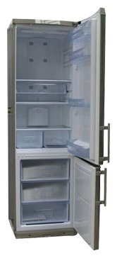 Холодильник Indesit NBA 18 FNF NX H - покрывается льдом