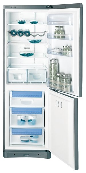 Холодильник Indesit NBAA 33 NF NX D - покрывается льдом